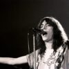 Patti Smith: compie 77 anni la “Sacerdotessa del Rock” dalla personalità magnetica