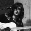 Jimmy Page: compie 80 anni la chitarra dei Led Zeppelin